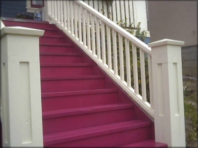 red porch